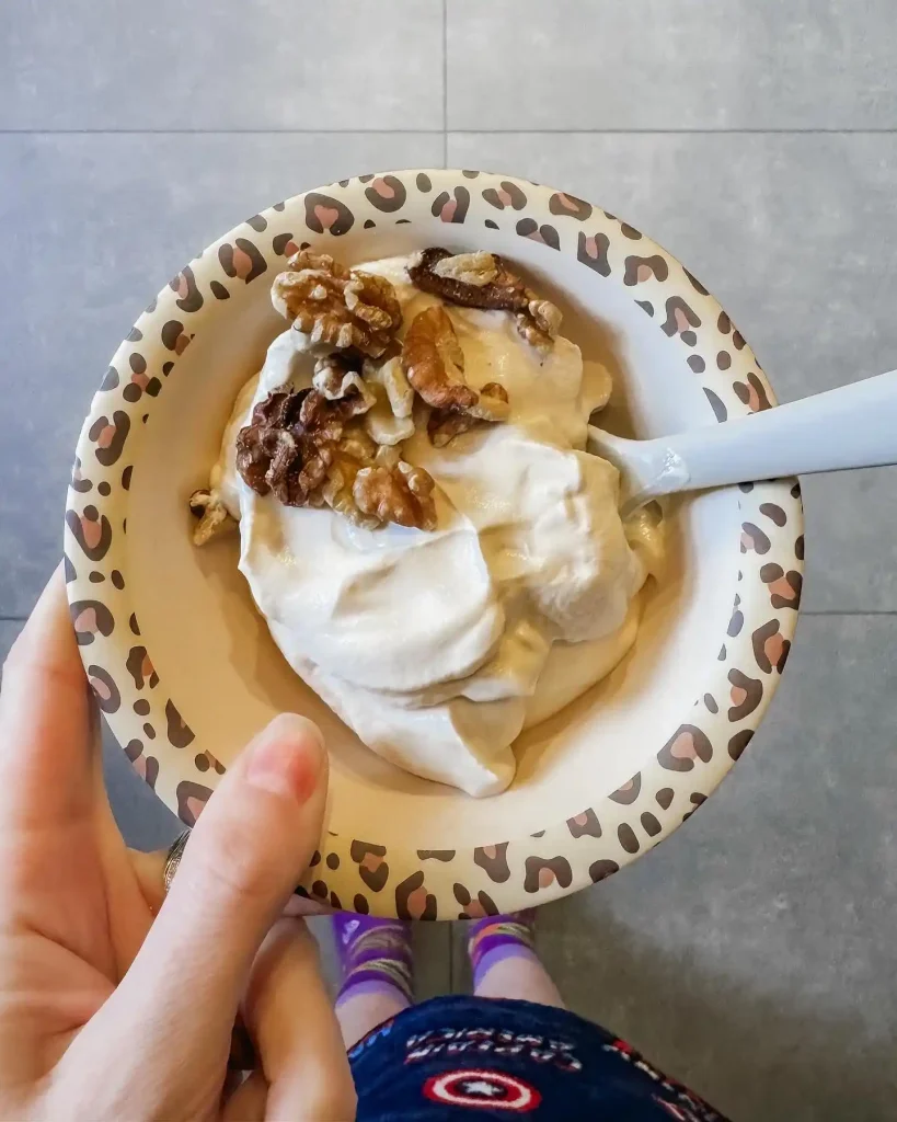 Caramel Skyr met walnoten