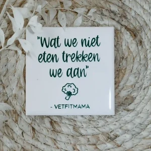 Wat we niet eten trekken we aan, wit